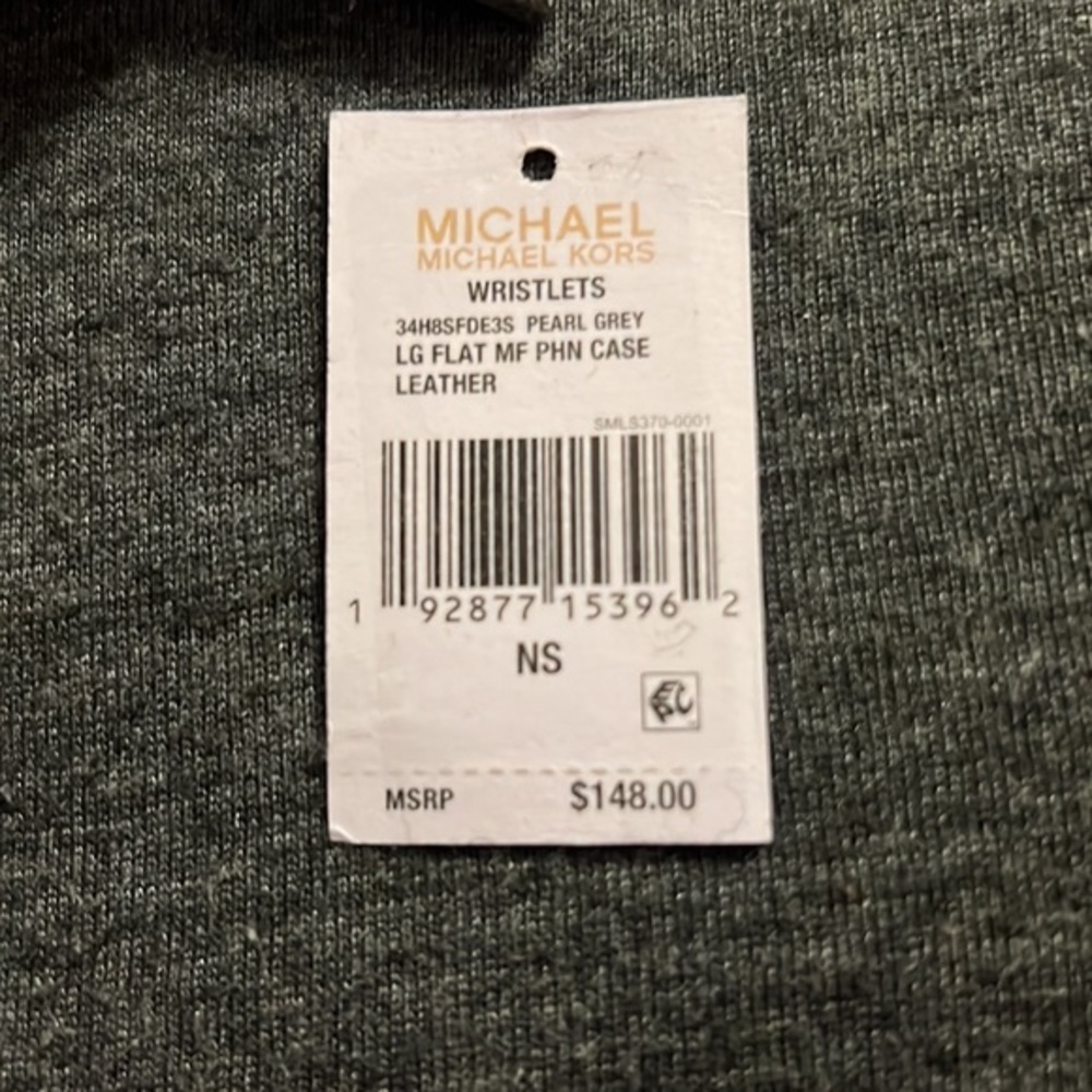 Michael Kors Wristlet! - Picture 6 of 6